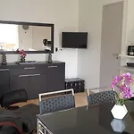 T2 Classe 3 Etoiles - Au Calme Proche Centre - Ideal Curistes Et Vacanciers شقة كامبو-لي-بان