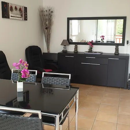 T2 Classe 3 Etoiles - Au Calme Proche Centre - Ideal Curistes Et Vacanciers Apartment Cambo-les-Bains