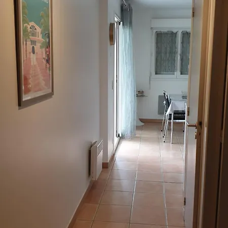 Apartment T2 Classe 3 Etoiles - Au Calme Proche Centre - Ideal Curistes Et Vacanciers Cambo-les-Bains